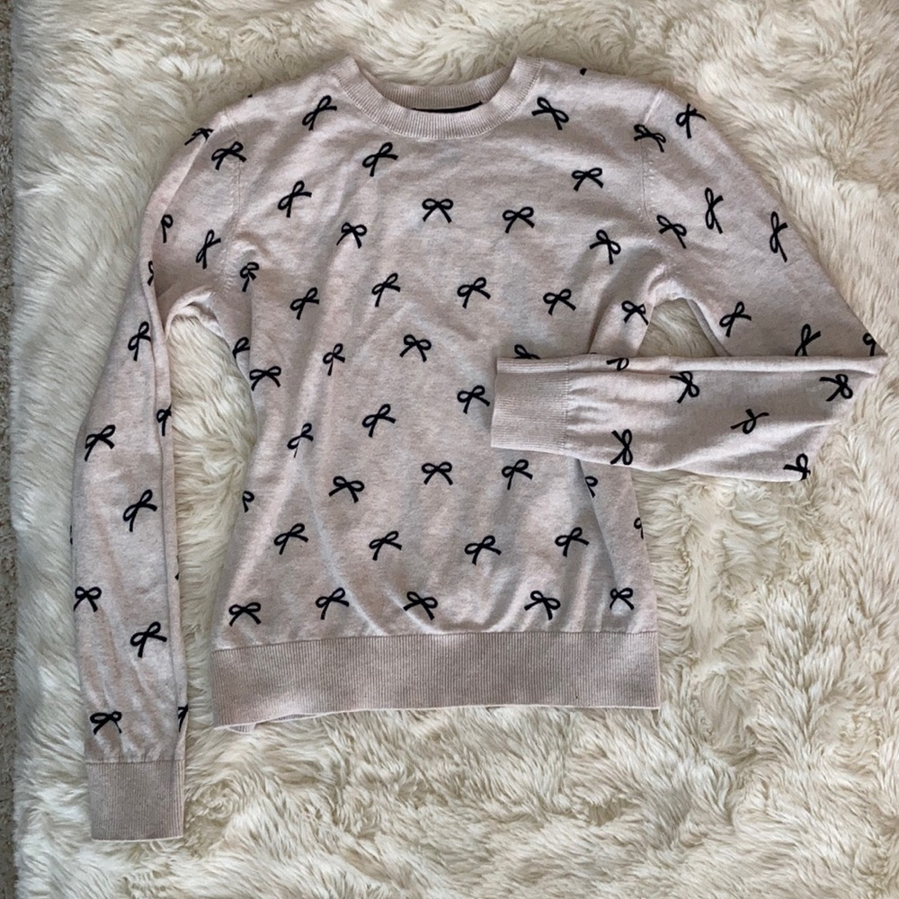Crewneck Bow Print Sweater